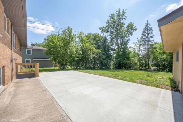 2N356 Prairie Avenue, Glen Ellyn, IL 60137