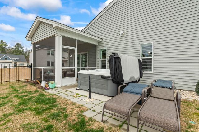 439 McGarry Dr., Myrtle Beach, SC 29588