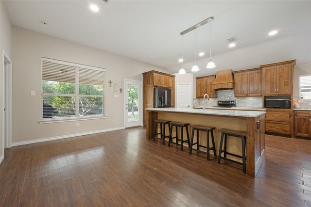 217 Southpeak Lane, Ponder, TX 76259