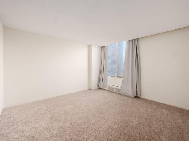 1000 Urlin Avenue, 211, Columbus, OH 43212
