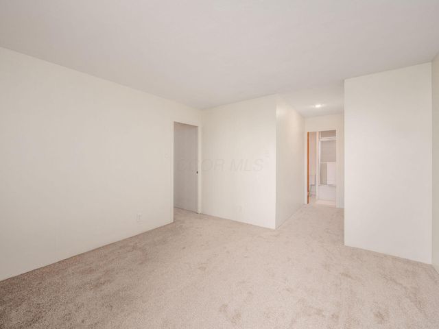 1000 Urlin Avenue, 211, Columbus, OH 43212