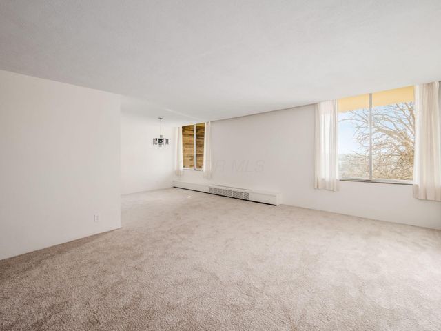 1000 Urlin Avenue, 211, Columbus, OH 43212