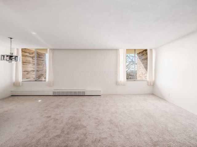 1000 Urlin Avenue, 211, Columbus, OH 43212