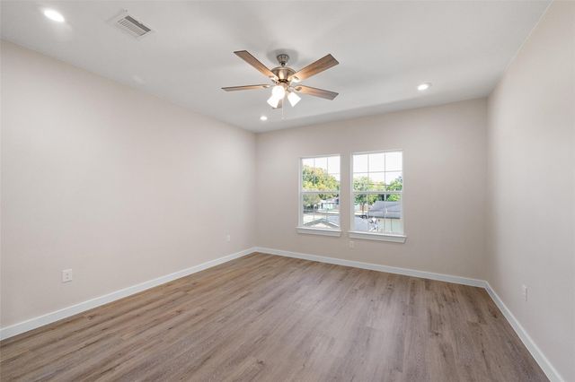 9409 Clinton Drive, Houston, TX 77029