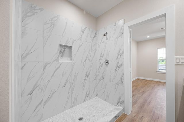 9409 Clinton Drive, Houston, TX 77029