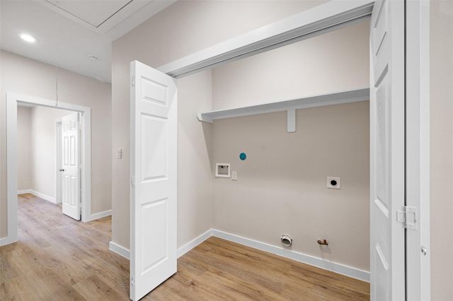 9409 Clinton Drive, Houston, TX 77029