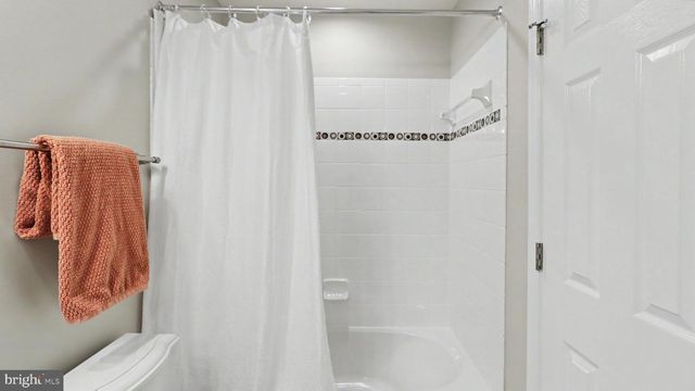 3 PERTH DR, Fredericksburg, VA 22405
