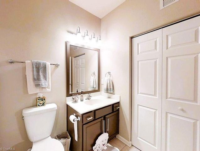 4465 Vixen Lane, Winston-salem, NC 27104