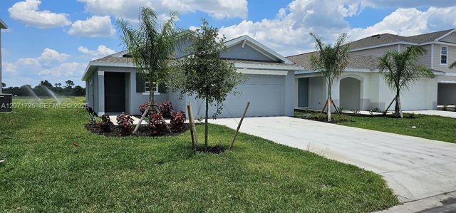 20190 Caroline Creek Place, Lehigh Acres, FL 33974
