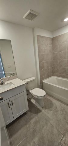 20190 Caroline Creek Place, Lehigh Acres, FL 33974