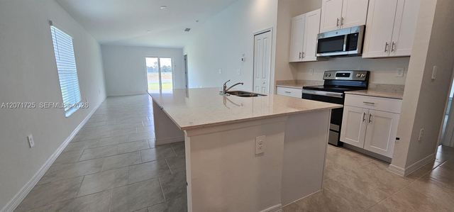 20190 Caroline Creek Place, Lehigh Acres, FL 33974