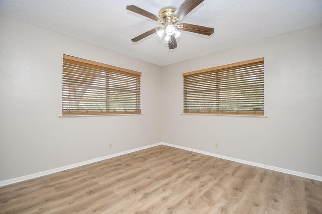 407 Becky Street, El Campo, TX 77437