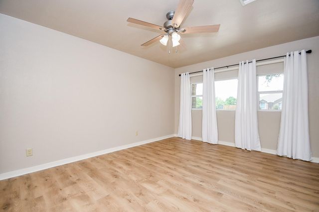 407 Becky Street, El Campo, TX 77437