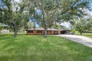 407 Becky Street, El Campo, TX 77437