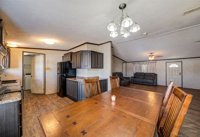 1420 County Road 4522, Decatur, TX 76234