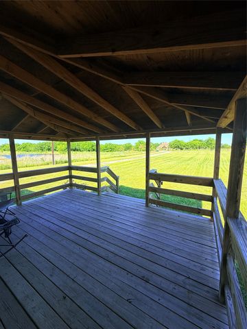 1420 County Road 4522, Decatur, TX 76234