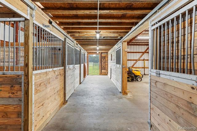 12466 N Center Road, Clio, MI 48420