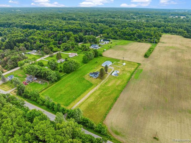 12466 N Center Road, Clio, MI 48420