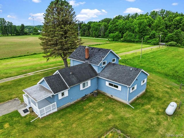 12466 N Center Road, Clio, MI 48420