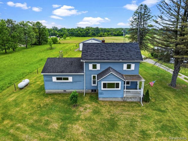 12466 N Center Road, Clio, MI 48420