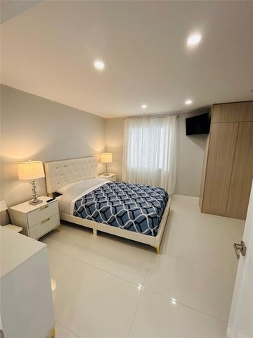 3725 S Ocean Dr 709, Hollywood, FL 33019