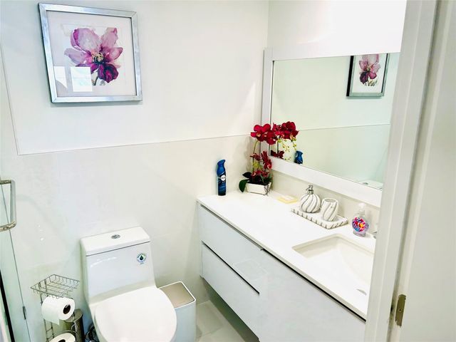 3725 S Ocean Dr 709, Hollywood, FL 33019