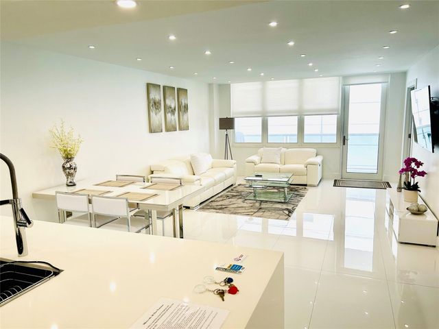 3725 S Ocean Dr 709, Hollywood, FL 33019