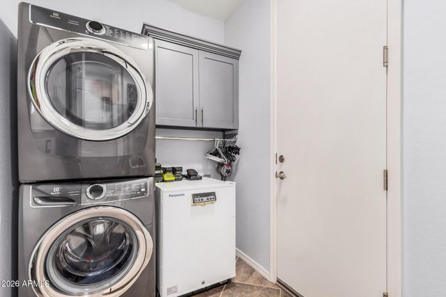 13007 W REDBIRD Road, Peoria, AZ 85383