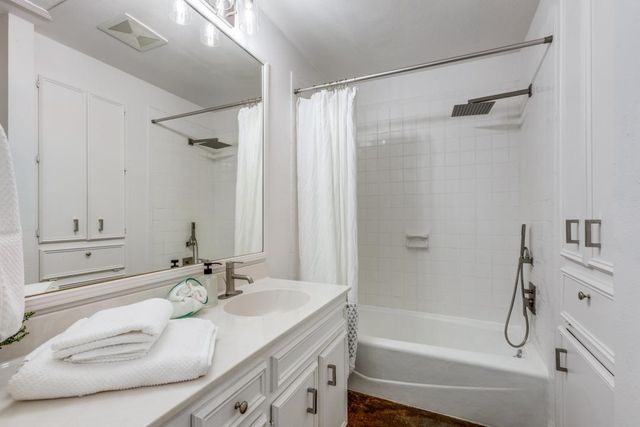 409 Heron DR, Austin, TX 78734