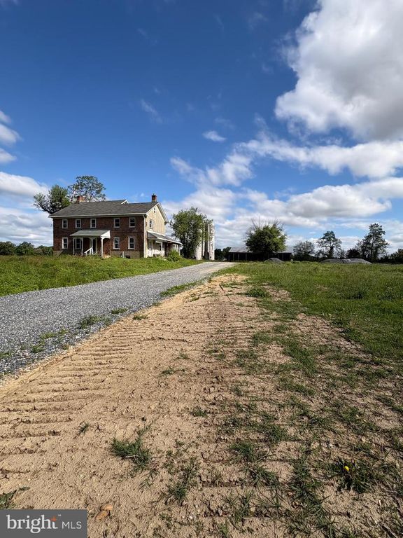 139 COMPROMISE, Mannington, NJ 08079