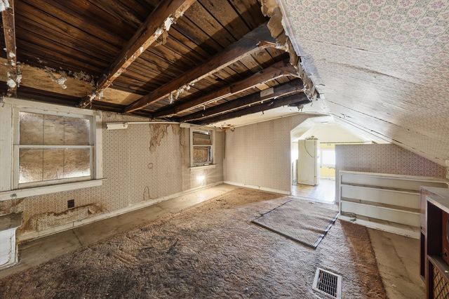 5708 S Richmond Street, Chicago, IL 60629