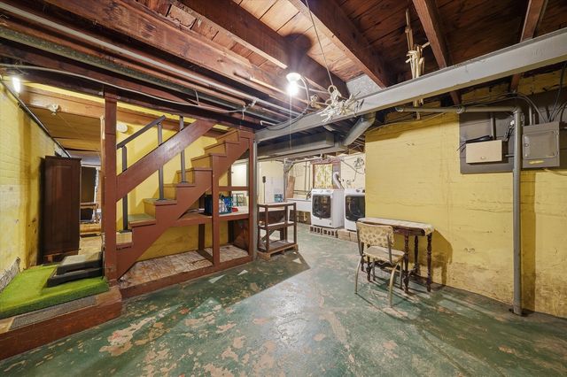 5708 S Richmond Street, Chicago, IL 60629