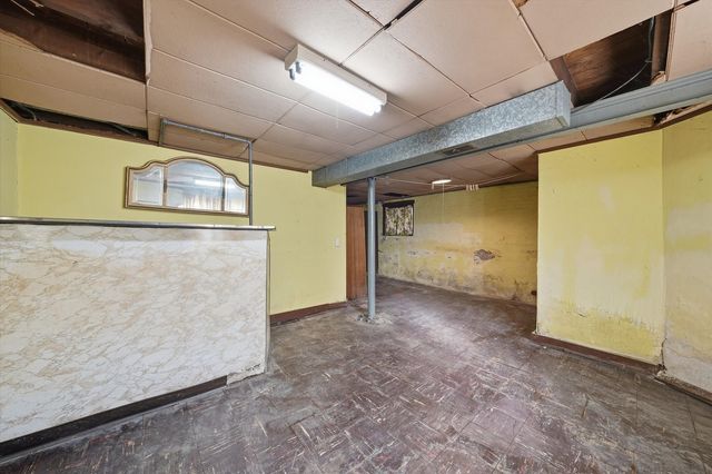 5708 S Richmond Street, Chicago, IL 60629