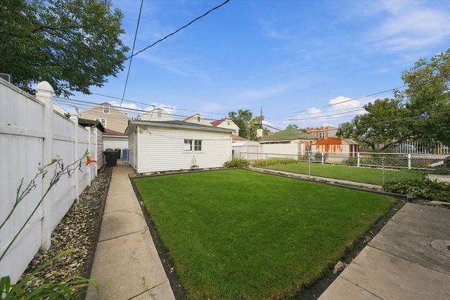5708 S Richmond Street, Chicago, IL 60629