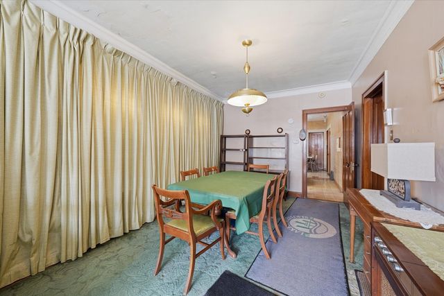 5708 S Richmond Street, Chicago, IL 60629
