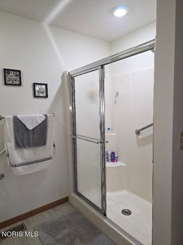 105 Pine Ridge Lane, Upper Sandusky, OH 43351