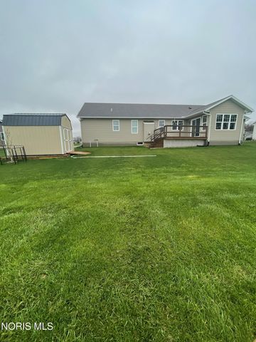 105 Pine Ridge Lane, Upper Sandusky, OH 43351