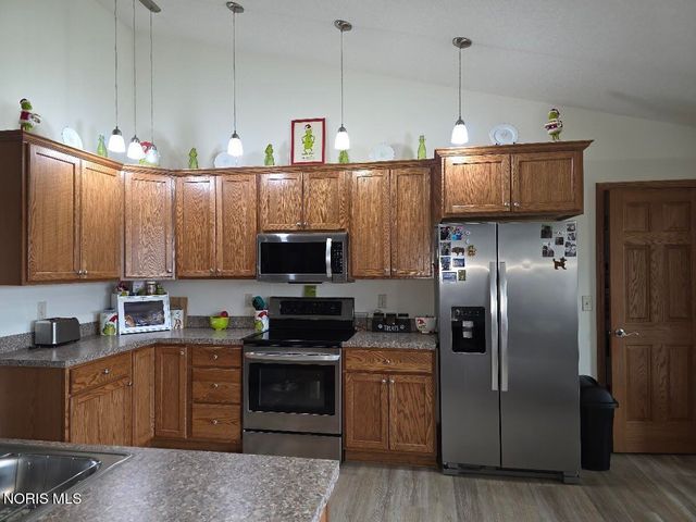 105 Pine Ridge Lane, Upper Sandusky, OH 43351