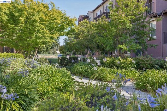 1796 Camino Leonor, San Jose, CA 95131