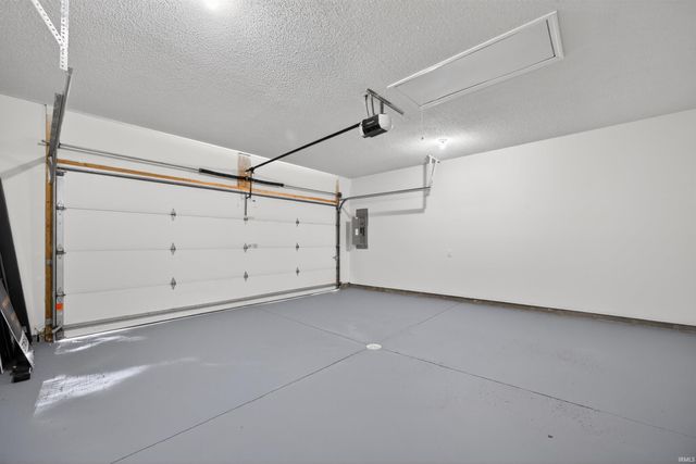 1209 S Hearthstone Court, Bloomington, IN 47401