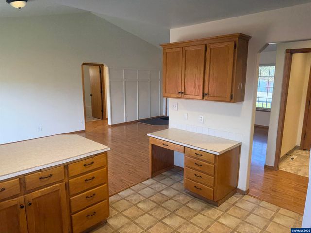 6853 Arborwood Ct NE, Keizer, OR 97303