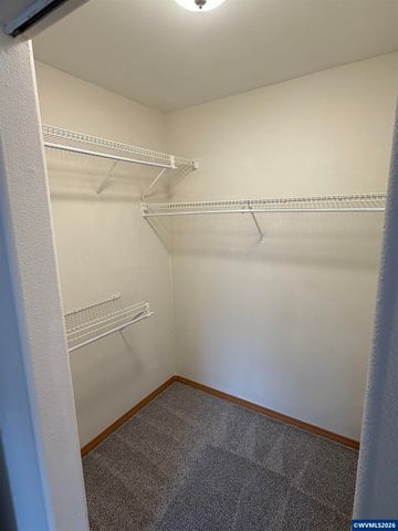 6853 Arborwood Ct NE, Keizer, OR 97303