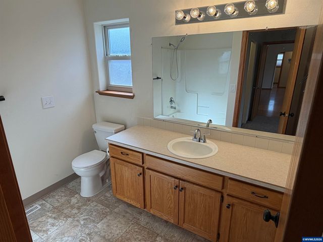 6853 Arborwood Ct NE, Keizer, OR 97303