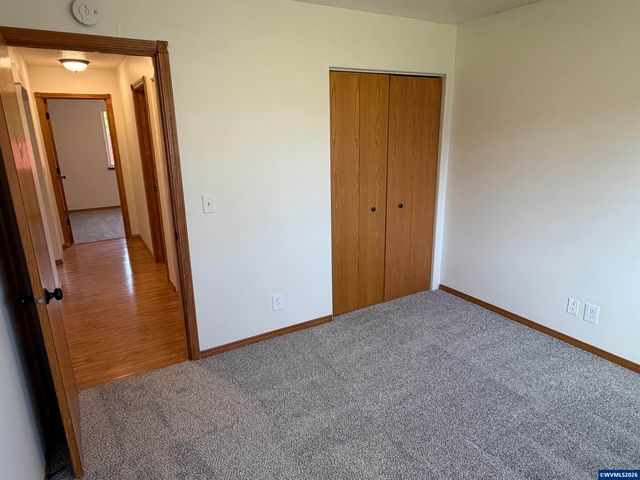 6853 Arborwood Ct NE, Keizer, OR 97303