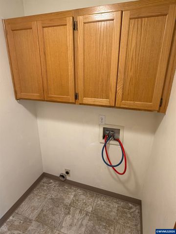 6853 Arborwood Ct NE, Keizer, OR 97303