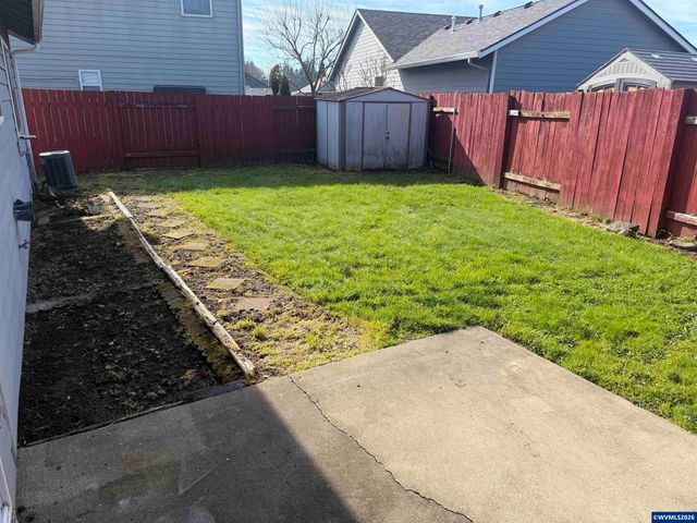 6853 Arborwood Ct NE, Keizer, OR 97303