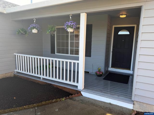 6853 Arborwood Ct NE, Keizer, OR 97303