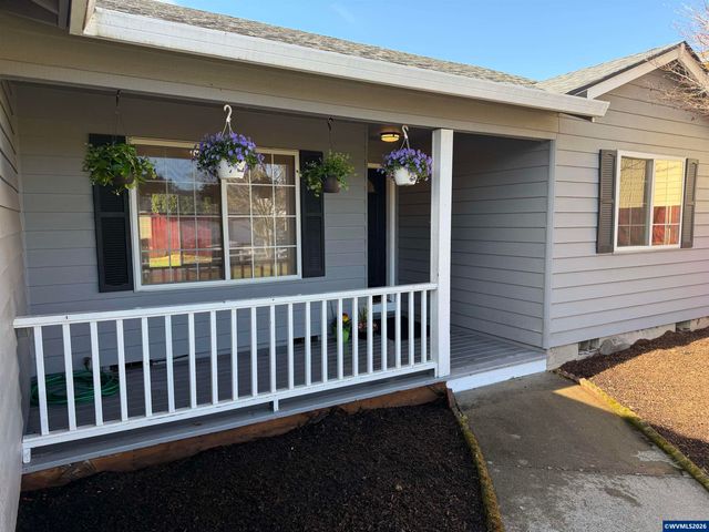 6853 Arborwood Ct NE, Keizer, OR 97303