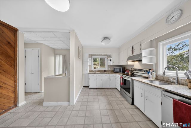 46 Ponus Avenue, Norwalk, CT 06850