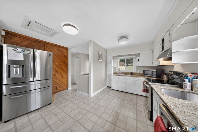 46 Ponus Avenue, Norwalk, CT 06850